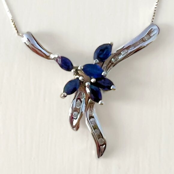 Solid 14K White Gold 1.10CT NATURAL SAPPHIRE $ DIAMOND CLUSTER PENDENT- 14 K - Picture 1 of 16